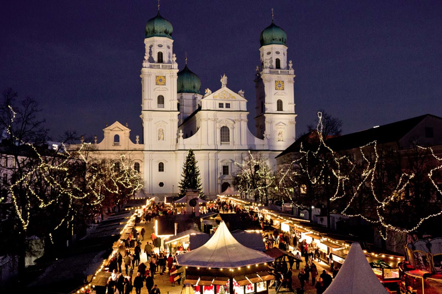 Christmas Market at the Cathedral in Passau Passau Tourism